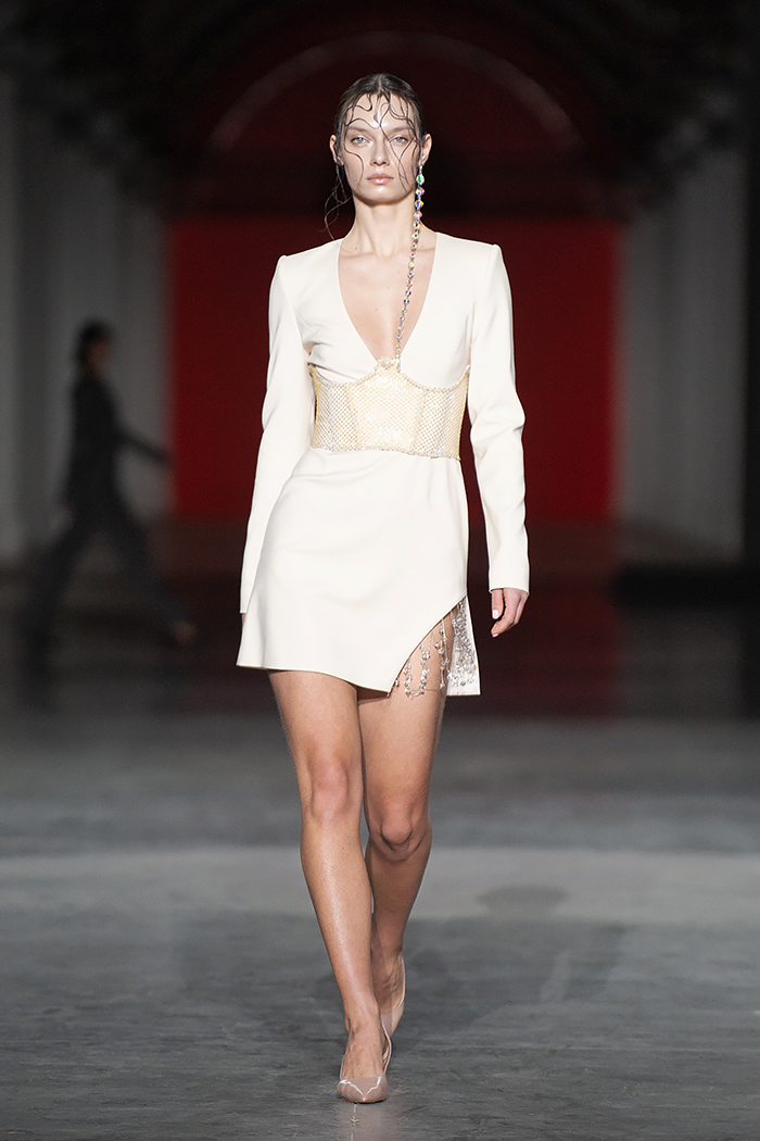 ÁRUTIUNOVA Fall–Winter 2021/2022