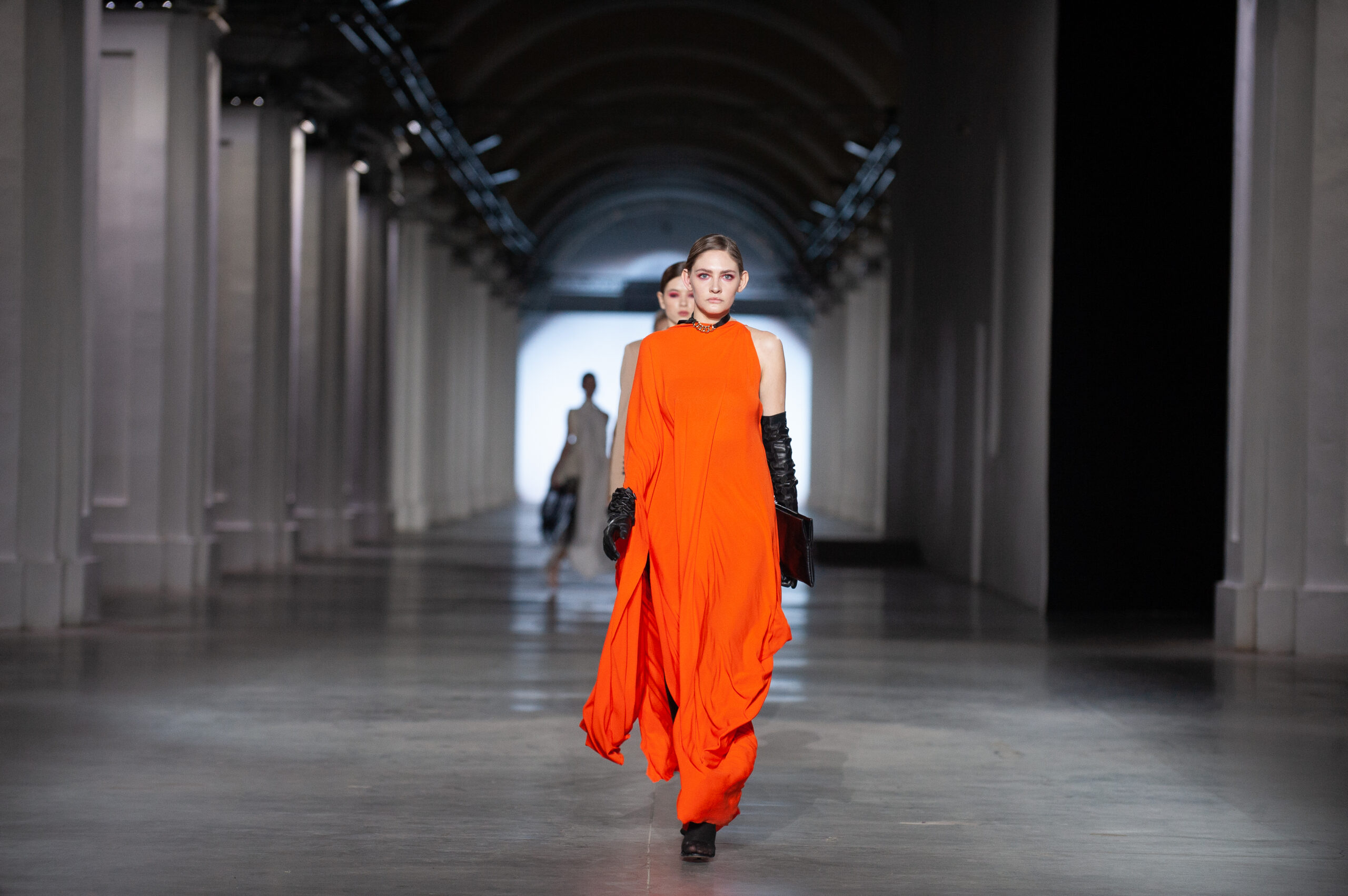 Ретроспективний показ Elena Burenina відкрив Ukrainian Fashion Week No Season 2021