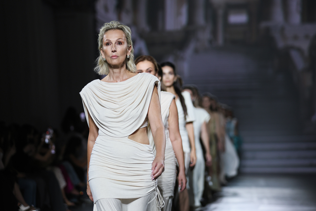 UFW SS25: DARJA DONEZZ показ