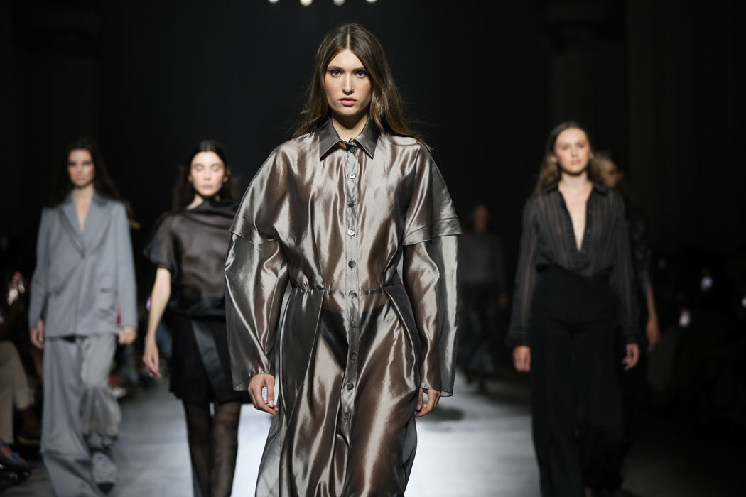 UFW SS25: VOROZHBYT&ZEMSKOVA показ