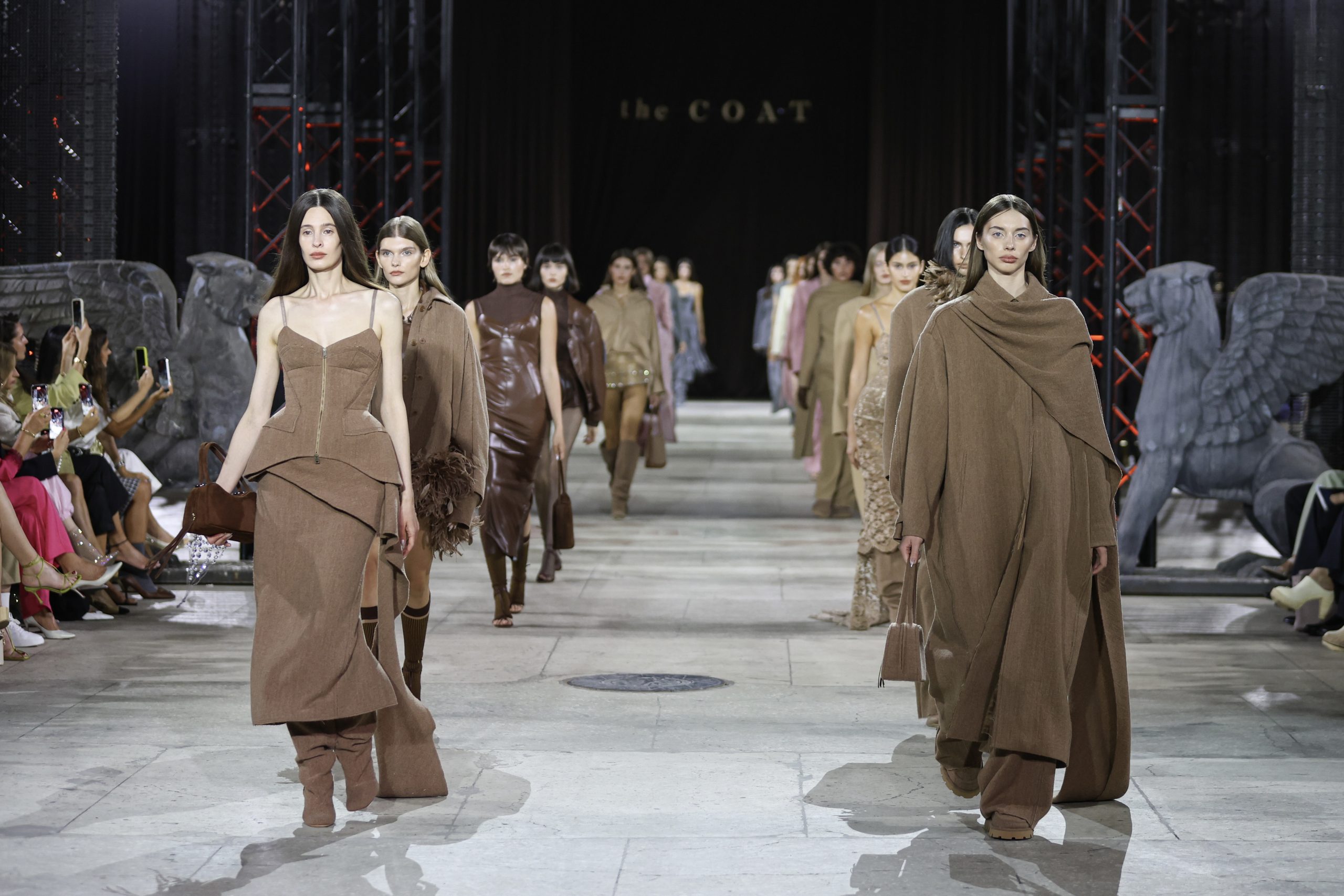SS26: the COAT by Katya Silchenko показ