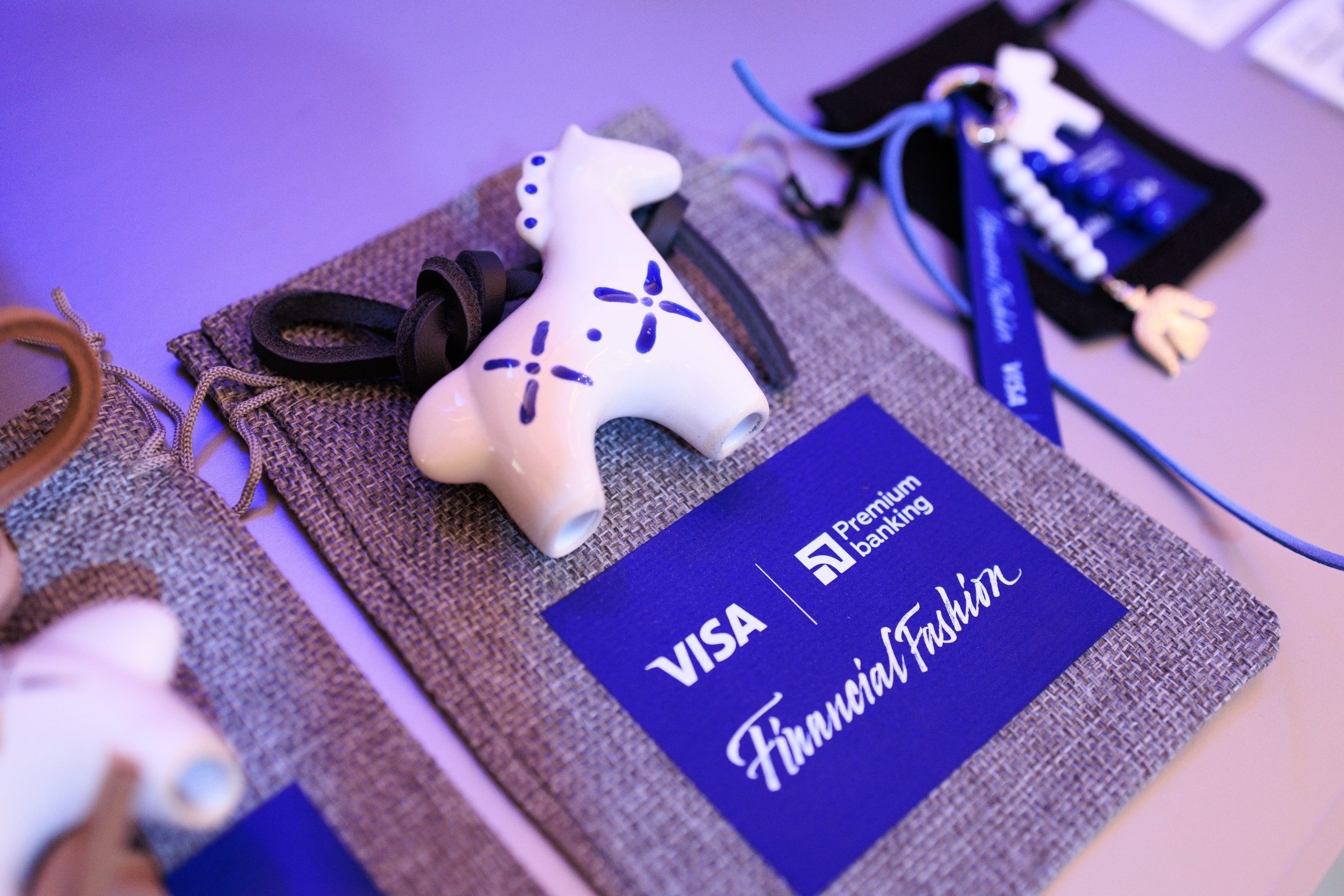 Visa | ПриватБанк – Офіційний Партнер Ukrainian Fashion Week SS 27